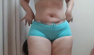 Obese booty in blue cut-offs