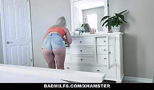 BadMilfs – Stepdaughter Has Troika At hand Jocular mater with an increment of Assignation