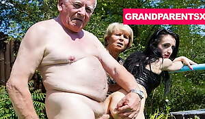 Rejuvenating Grandpa's Flog Cock with Granny
