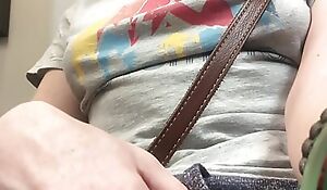 Horny grown-up slut HAD to finger herself during the time that sat with the doctors surgery
