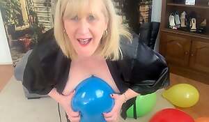 Balloon Fetish. Big Tit Mature Balloon blowing and Popping
