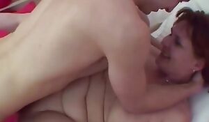Big nuts mature stepmommy stuffed and jizzed on vagina