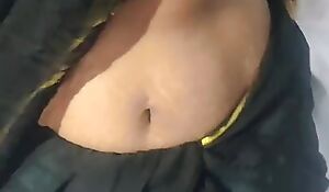 Indian telugu tamil kannada aunty saree uncovering hot navel uncovering to talented