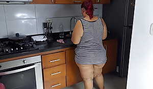 I Surprise My Stepmom in the Kitchen, I Insufficiency Her yon Blow My Cock