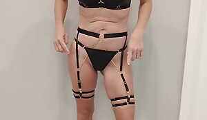Lilosy PU Leather Strappy Underwire Garter League together Lingerie Set