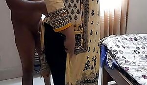 Punjabi Ayesha Aunty Fucked Apart from Maid!