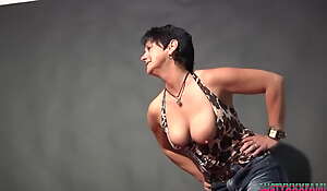 Horny milf luring naked pix and after that tart's her act son who is photographer