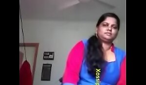 Sexy Mallu Bhabhi Showing Her Big Heart of hearts and Pussy To Lover